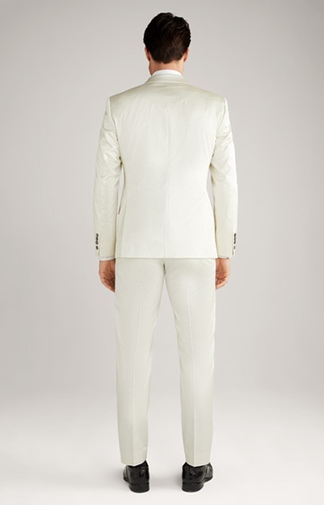 Hawker-Blayr Suit in Off-white