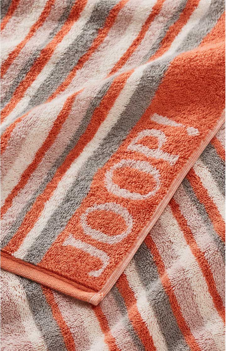 Ręcznik JOOP! MOVE STRIPES w kolorze morelowym