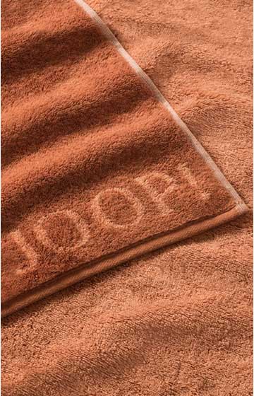 Ręcznik dla gości JOOP! DOUBLE FACE w kolorze miedzianym