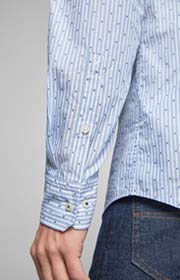 Hemd Pajos-W in Blau/Weiß gemustert