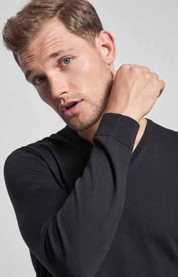 Pullover Damien in Schwarz