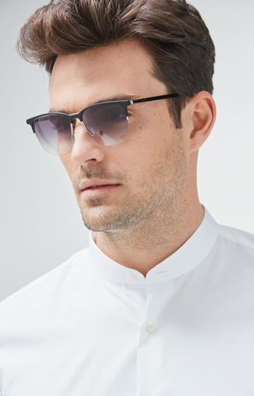 Sonnenbrille in Schwarz