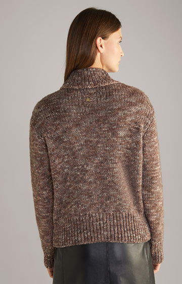 Dzianinowy sweter z wełny ze strzyży w kolorze szarobrązowym i ecru, z efektem melanżu