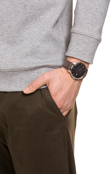 Herrenuhr in Braun/Grau