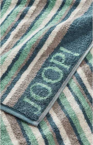 Ręcznik kąpielowy JOOP! MOVES STRIPES w kolorze turkusowym