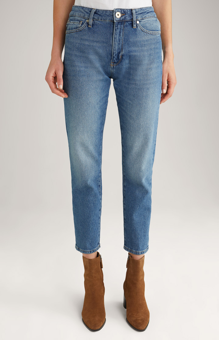 High-waist jeans in used-look blue denim