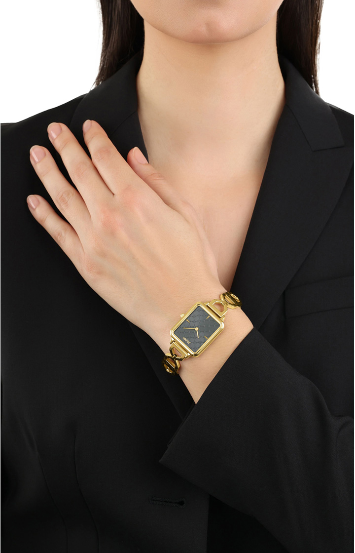 Zegarek damski w kolorze złotym