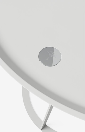 Stolik JOOP! ROUND z lakierowanej płyty pilśniowej, 45 x 47 cm w kolorze białym