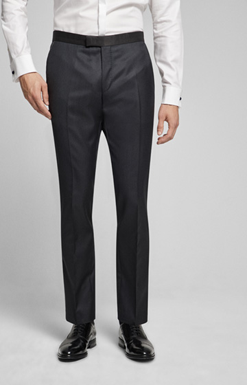 Evening-Hose Bond in Schwarz