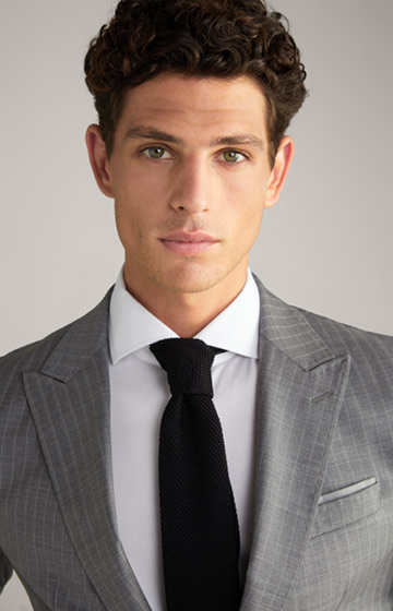 Harvey-Bloom Virgin Wool Suit in Grey Stripes