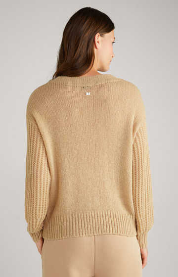 Sweter w kolorze ciemnego beżu