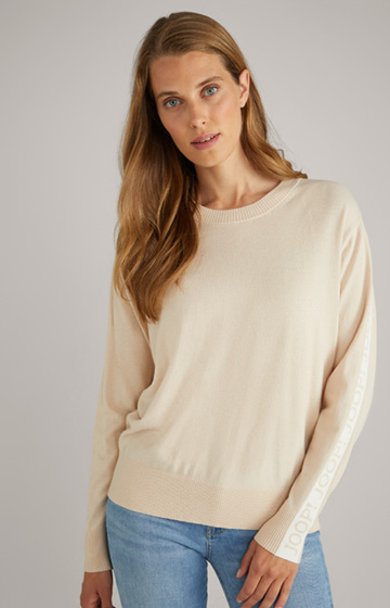 Fine-knit Pullover in Light Beige