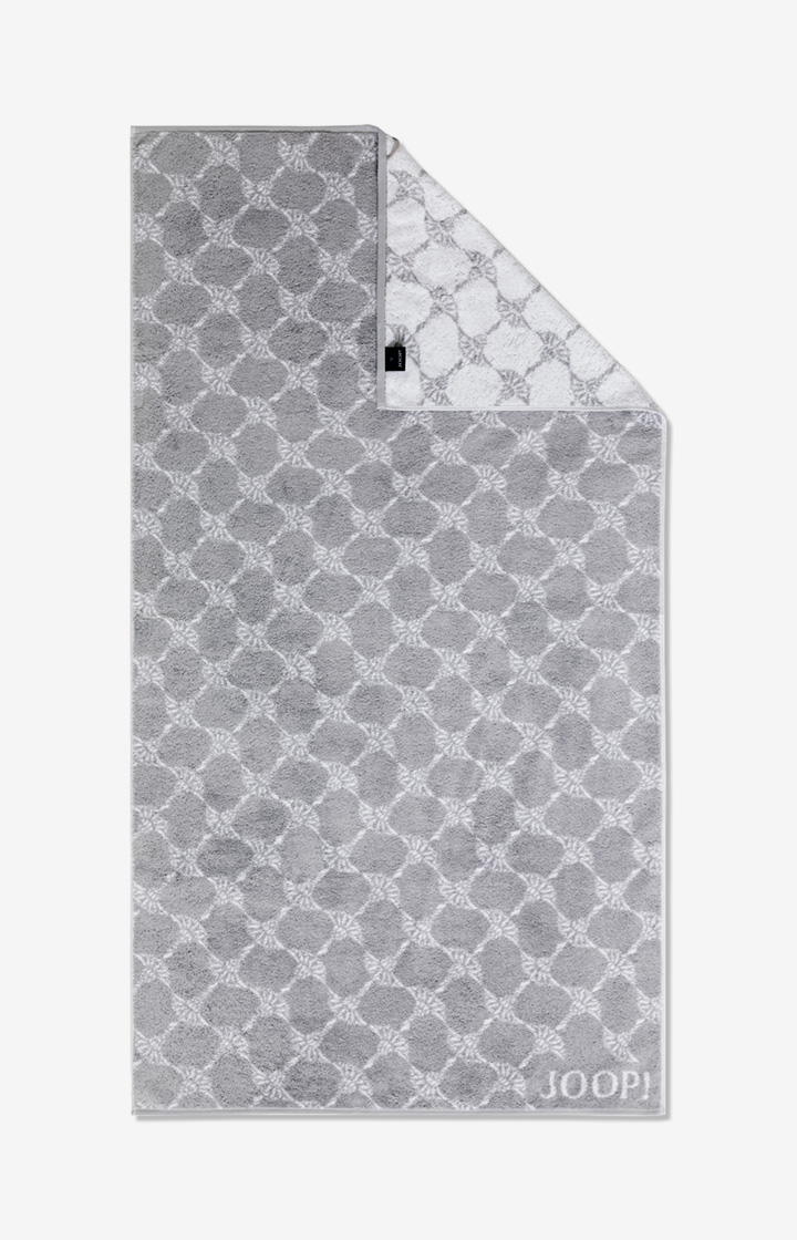 Ręcznik kąpielowy w kolorze srebrnym, z czarno-białym motywem chabrów
