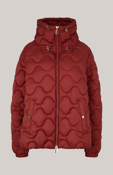 Czerwonobrązowa kurtka pikowana
