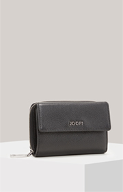 JOOP! präsentiert das Produkt Geldbörse Vivace Martha in Schwarz aus der Kategorie Kleinlederwaren