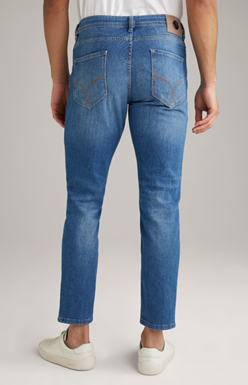 Jeans in Medium Blue