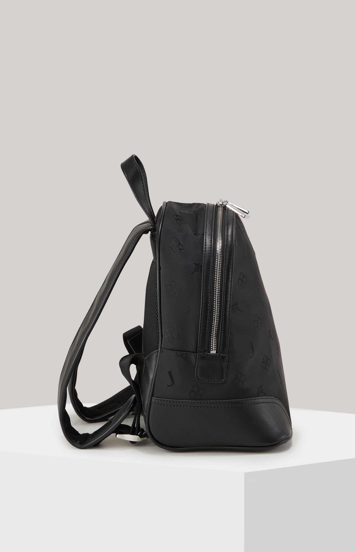 Mcm backpack monogram ottomar leather black online