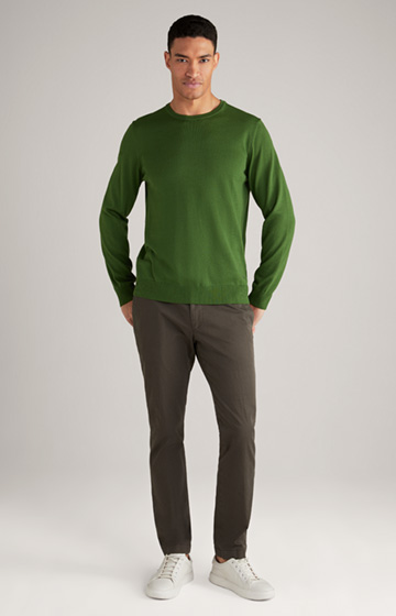 Sweter Denny z wełny merino w odcieniu leśnej zieleni