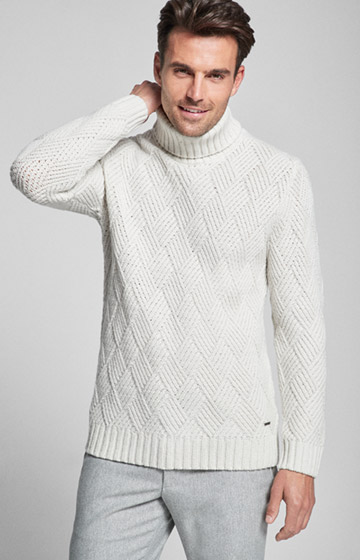 Rollkragenpullover Nestor in Wollweiß