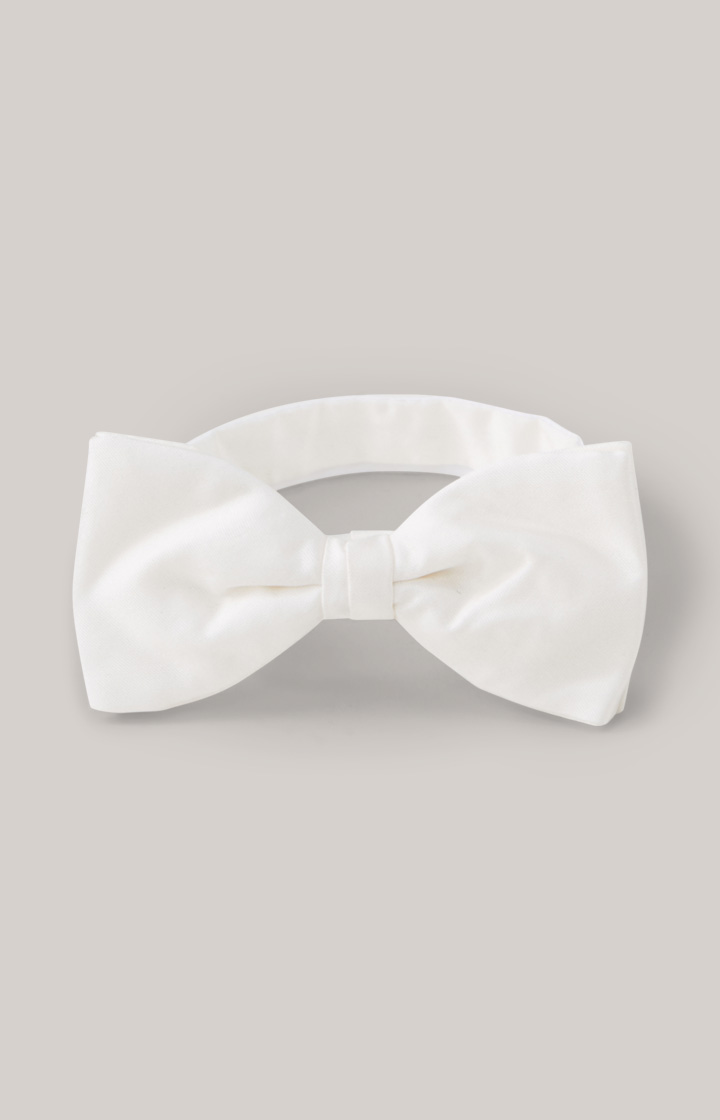 Bow Tie in White