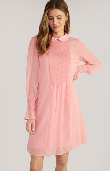 Sukienka szyfonowa w kolorze różowym