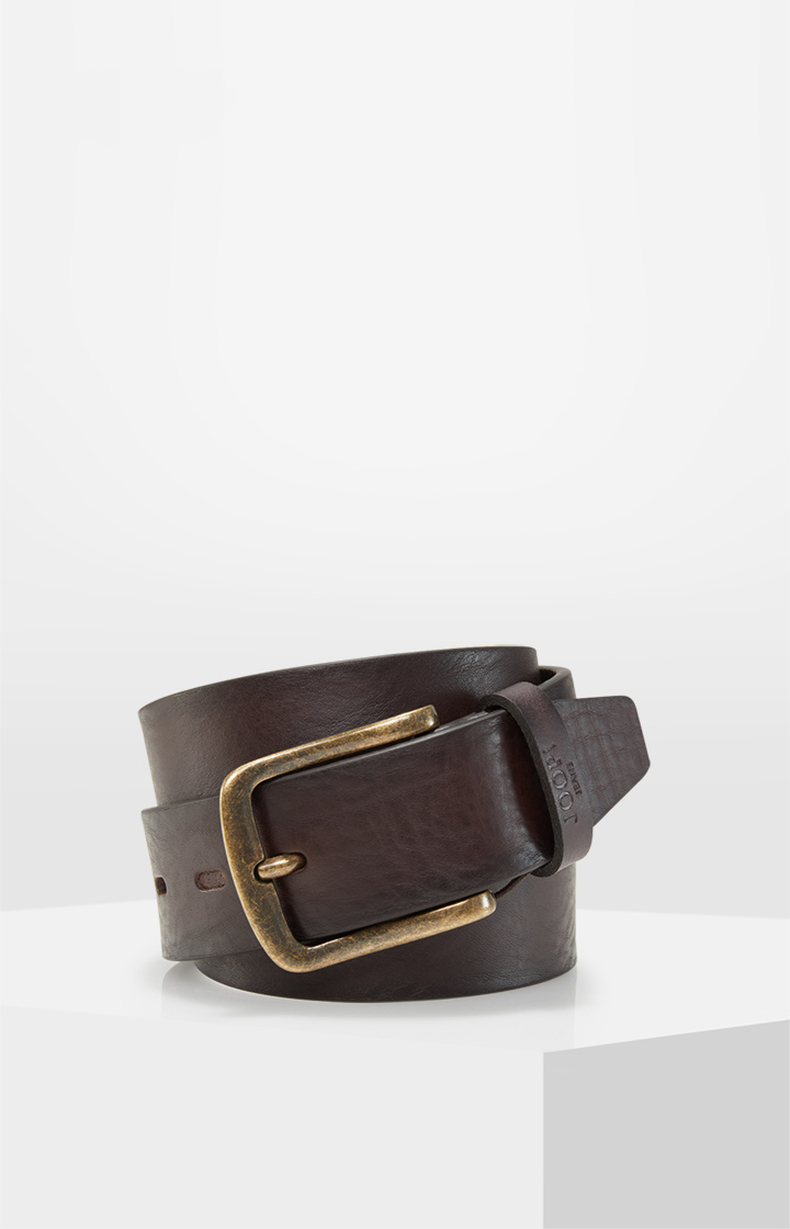 Führt zu Produktdetailseite „Ledergürtel in Dunkelbraun"