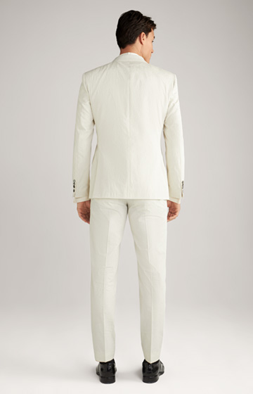 Hawker-Blayr Suit in Off-white