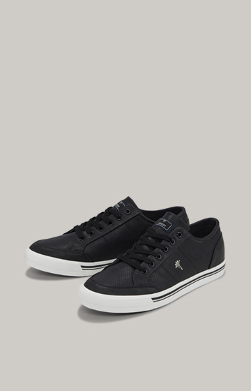 Vegas lce Trainers in Black