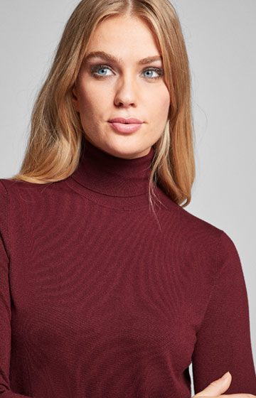 Rollkragen-Pullover Katrine in Bordeaux