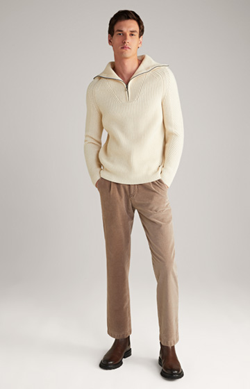 Sweter Brunor z mieszanki wełny w kolorze złamanej bieli