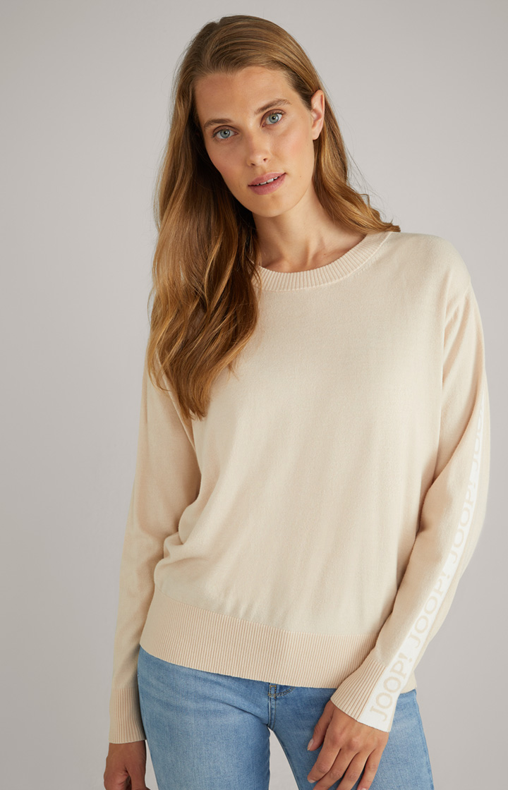 Sweter z swetry o drobnym splocie w kolorze jasnobeżowym