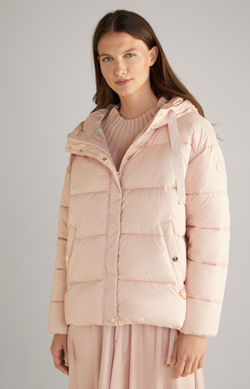 Różowa kurtka pikowana