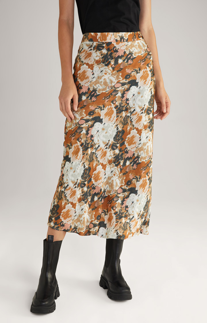 Satin Skirt in a Brown/Black/Ecru Pattern