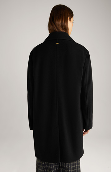 Coat in Black