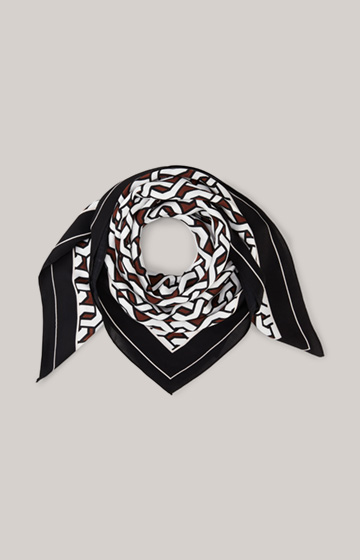 Scarf in a Black/White/Brown Pattern