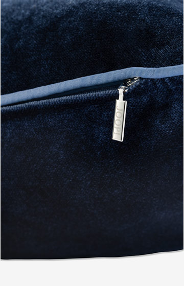 Kissenhülle Stage in Marine