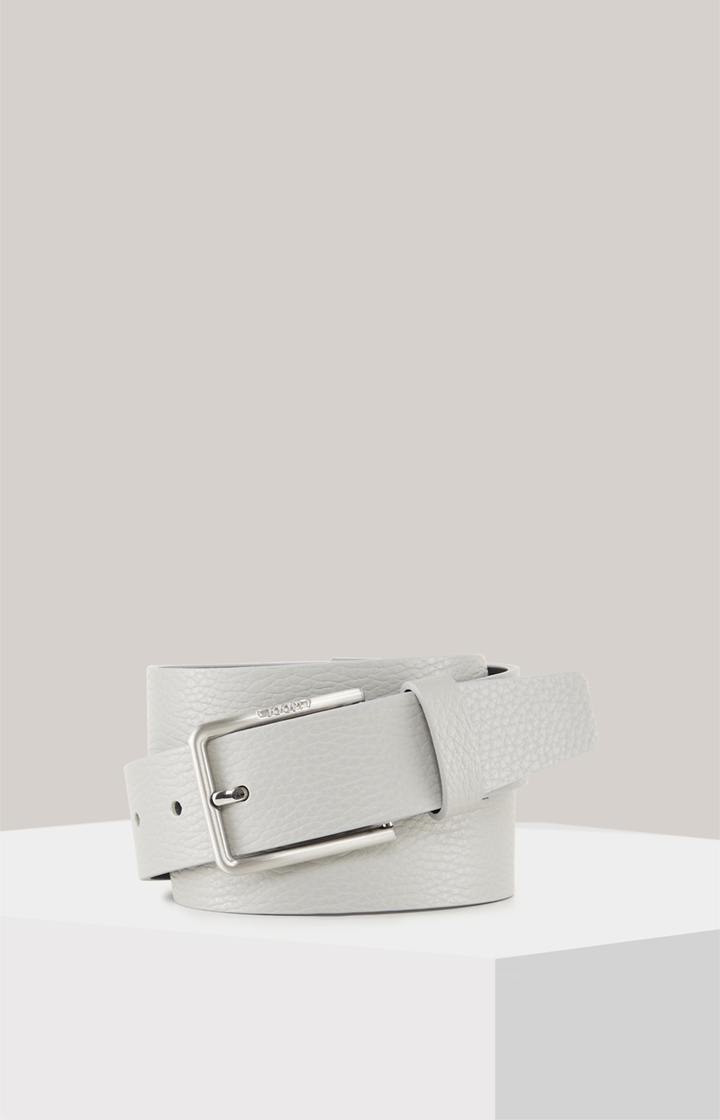 leather belt in light grey