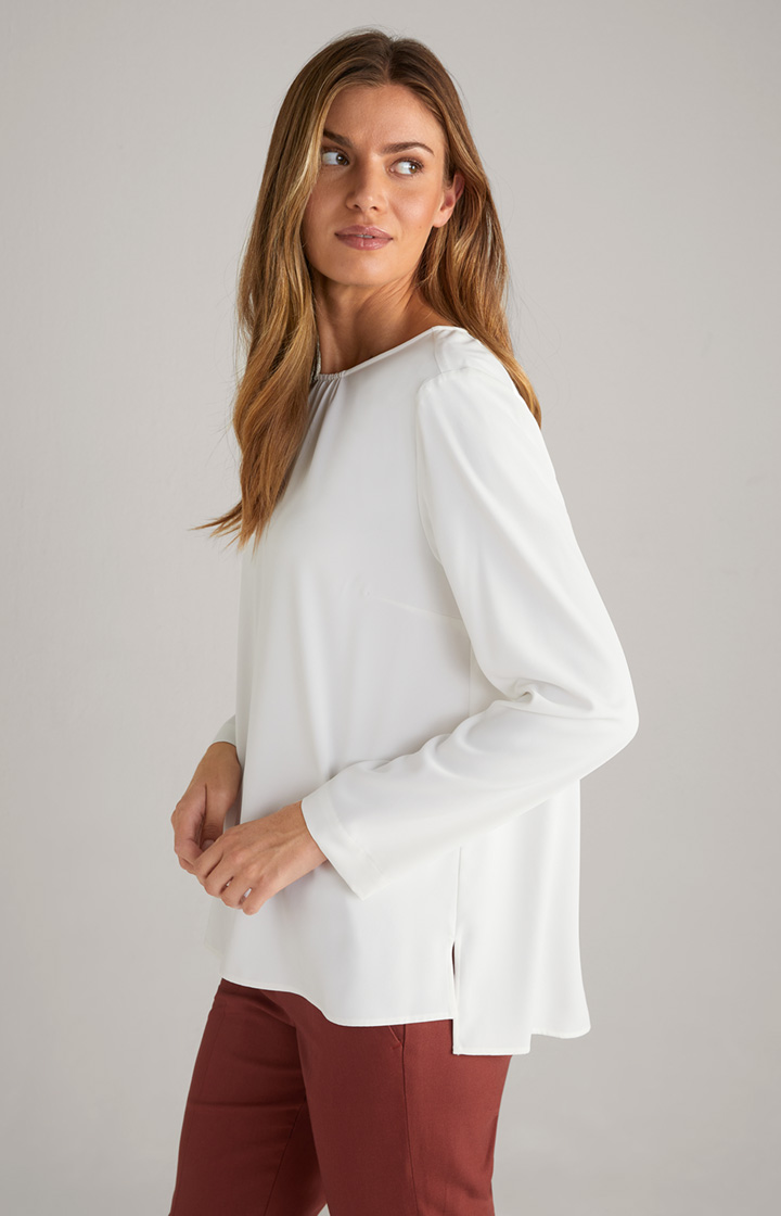 Crêpe-Bluse in Offwhite