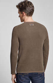 Pullover Hadrian in Oliv