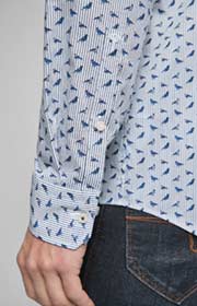 Hemd Pajos - bügelleicht - in Blau/Weiß gemustert