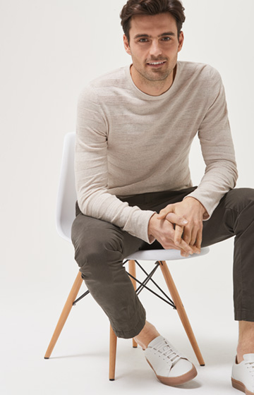 Hose Hanc in Oliv gemustert